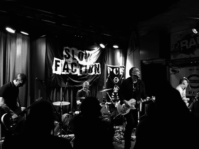 03f6b213bf Music Reviews - RADIOLANTAU.COM
